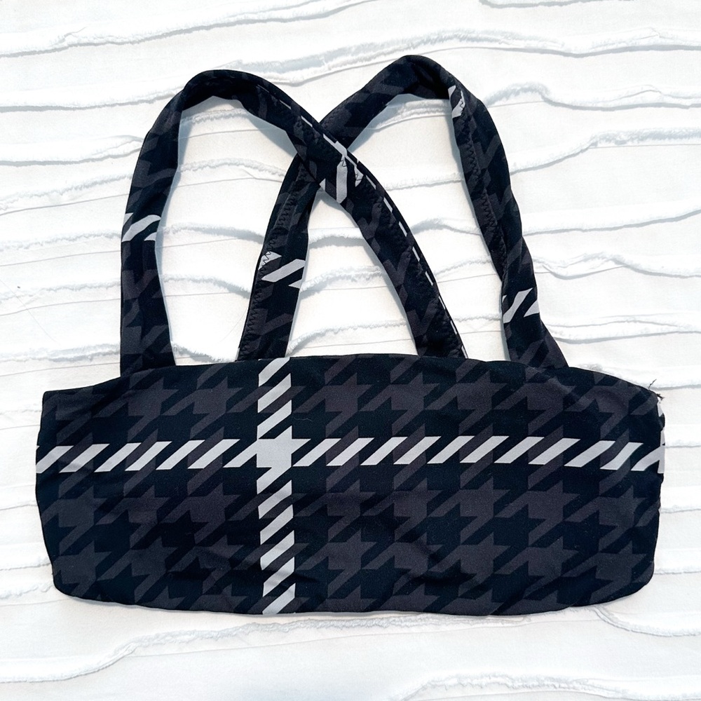 NWOT Aerie Offline Black and Gray Houndstooth Sports Bra